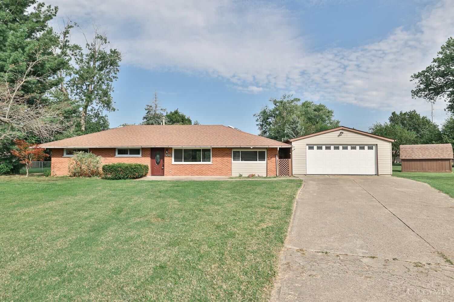 Property Photo: 9095 Heather Drive OH 45458