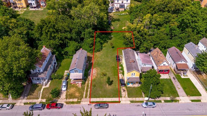 Property Photo: 708 Greenwood Avenue OH 45229