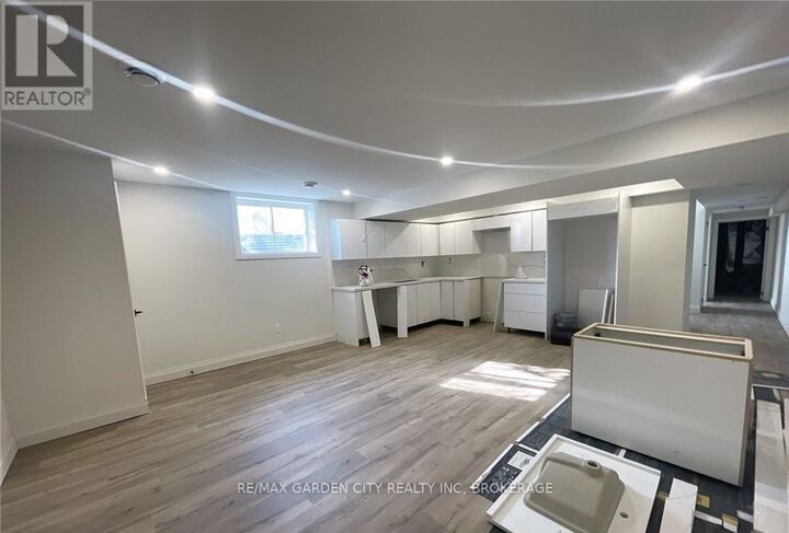 Property Photo:  13 Valley Road  ON L2S 1Y7 