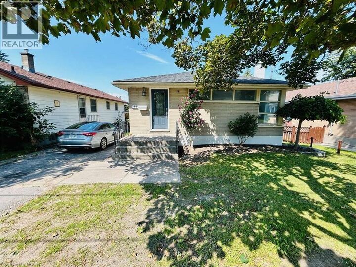 344 Victoria Avenue — photo 1