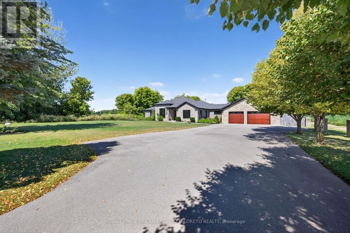 Property Photo: 1445 Sunningdale Road West ON N6G 5B7