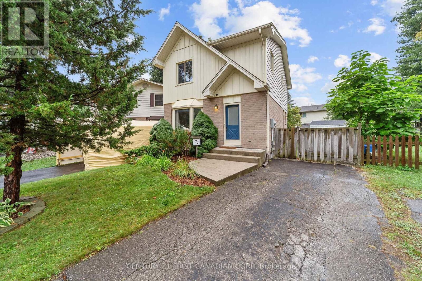Property Photo:  71 Constable Court  ON N6G 3N7 