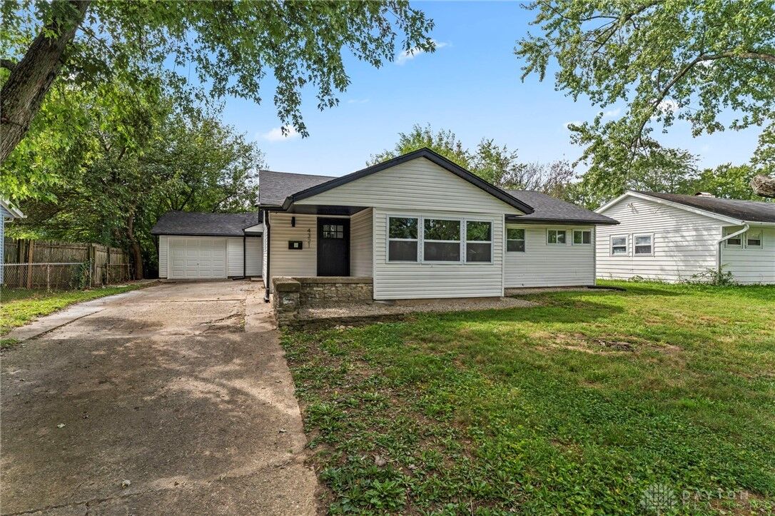 Property Photo: 4321 Saylor Street OH 45416