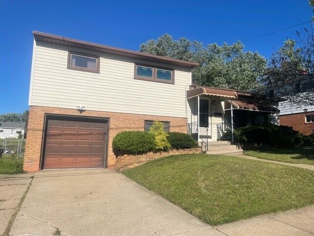 Property Photo:  4121 Burton Avenue  PA 16504 