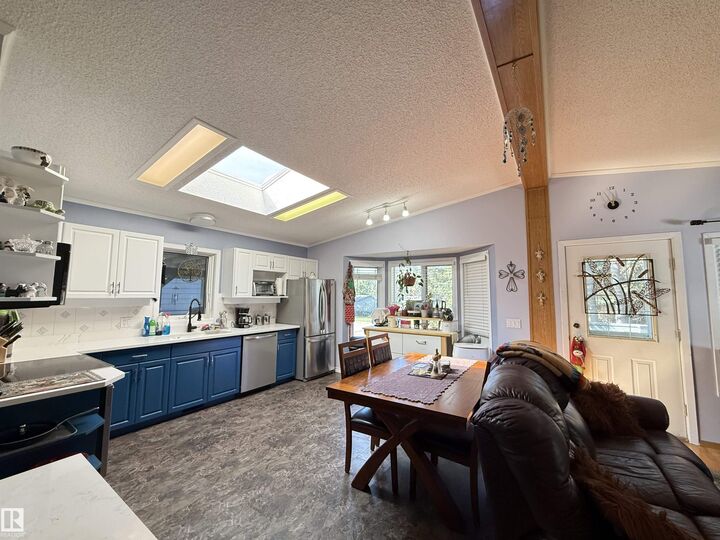 Property Photo: 5517 52 Street AB T0E 2K0
