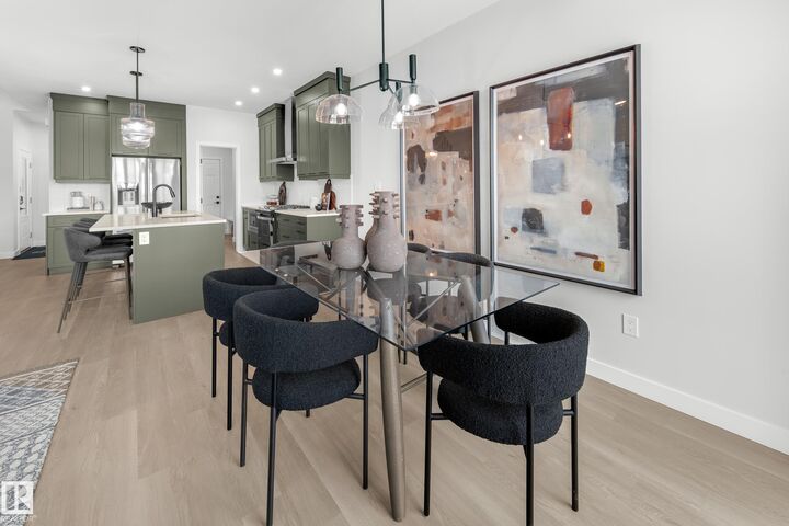 Property Photo: 833 Rowan Close SW AB T6X 3J4