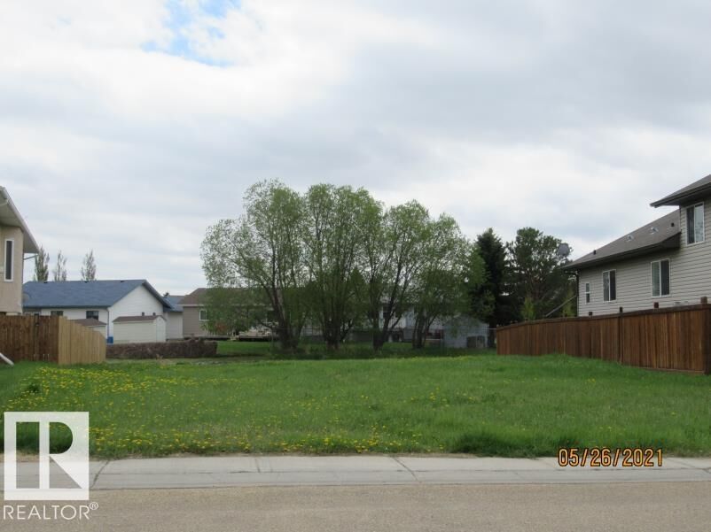 Property Photo:  105 Cypress Dr.  AB T9A 1K6 