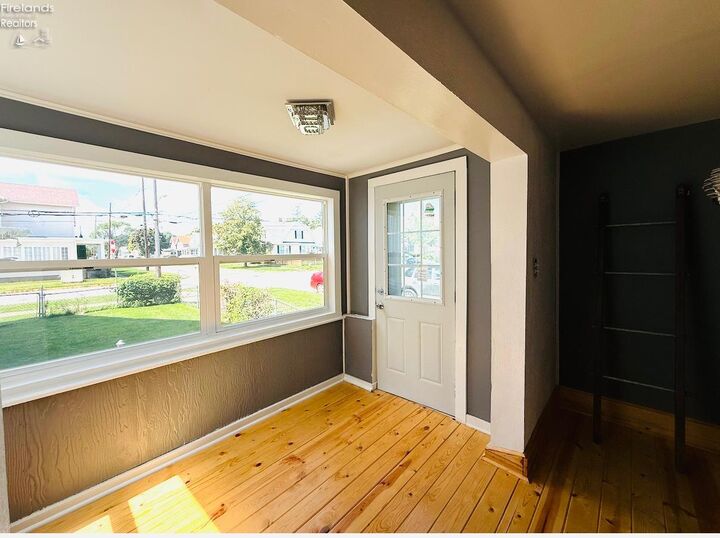 Property Photo:  404 Reese Street  OH 44870 