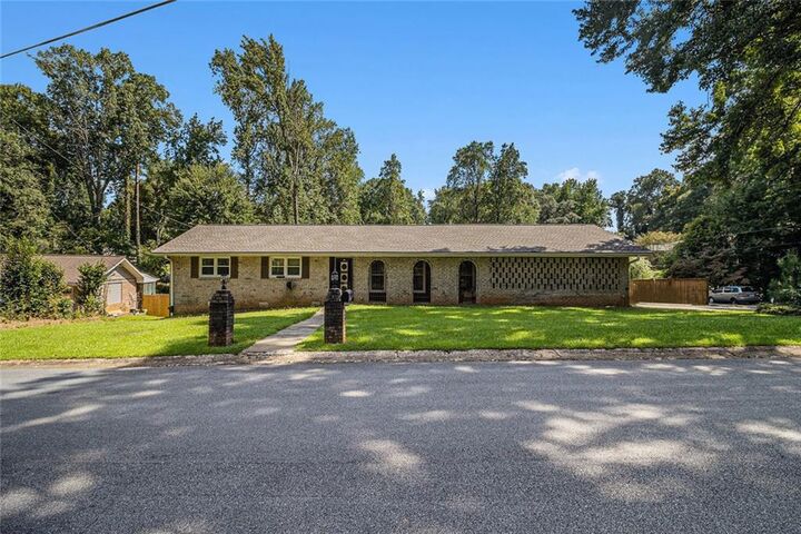 Property Photo: 4777 Summit Hills Way GA 30084
