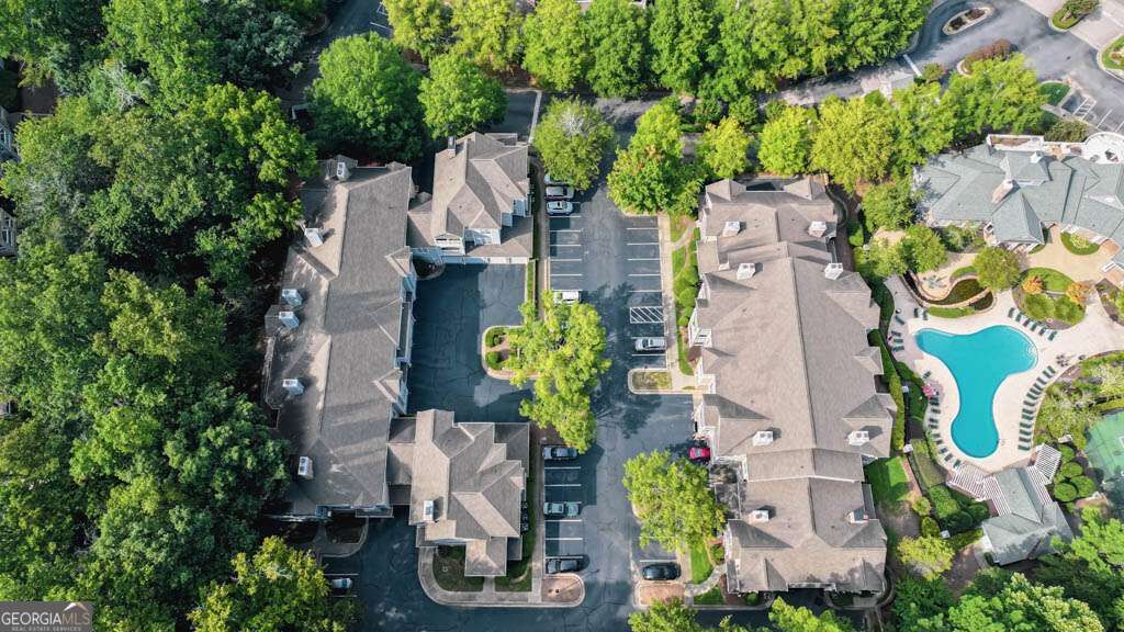 Property Photo: 217 Edinburgh Court GA 30004