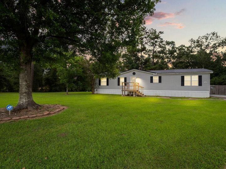 Property Photo: 788 Joshua Ryan Street LA 70665