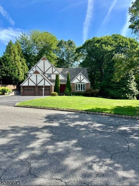 242 Juniper Way  Mountainside Boro NJ 07092 photo
