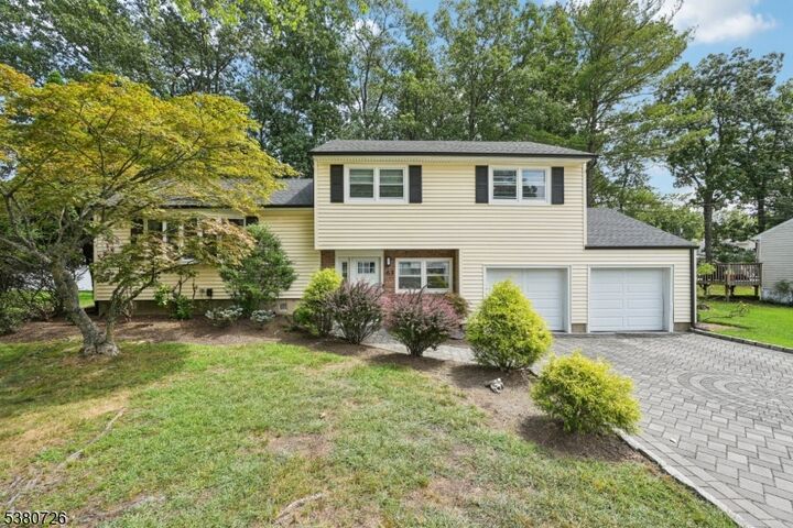 Property Photo: 63 Crestmont Rd NJ 07052