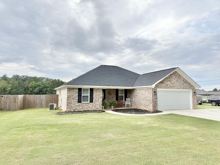 Property Photo: 123 Cheryl Dr MS 39702