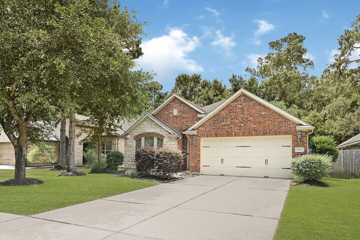 Property Photo: 12818 Bridle Springs Lane TX 77044