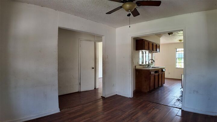 Property Photo: 8522 Rinn Street TX 77078