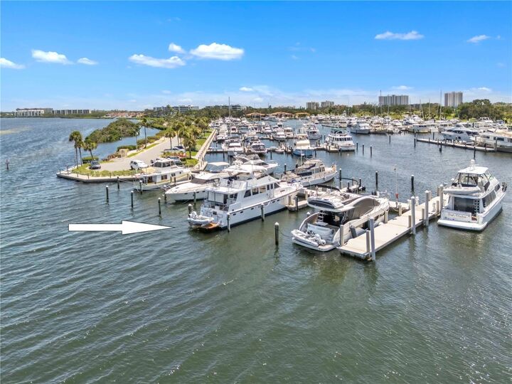 Property Photo:  2600 Harbourside Drive R9  FL 34228 