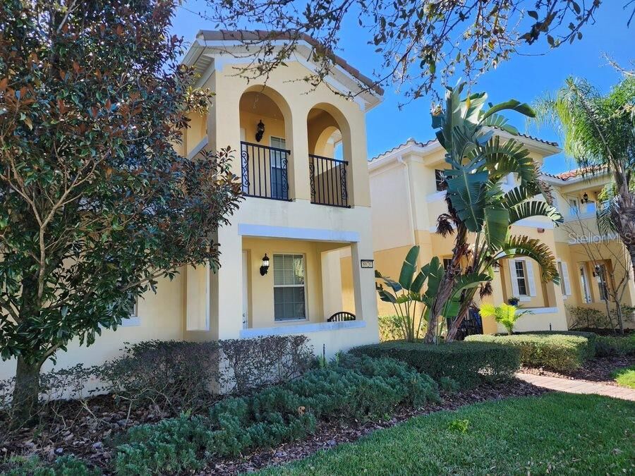 Property Photo:  8626 Elder Lane  FL 32827 