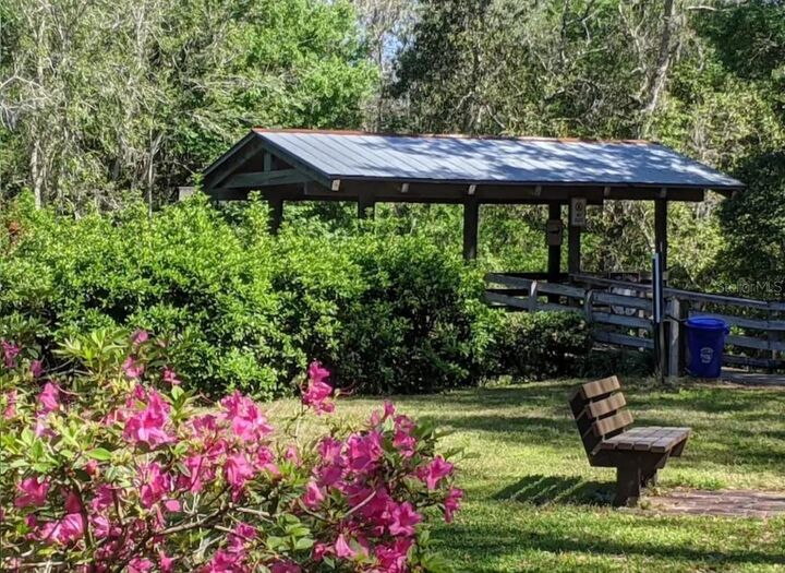 Property Photo: 1984 64th Avenue N FL 33702