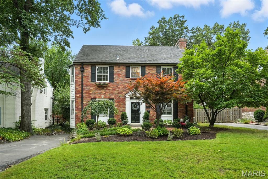 Property Photo: 7814 Gannon Avenue MO 63130