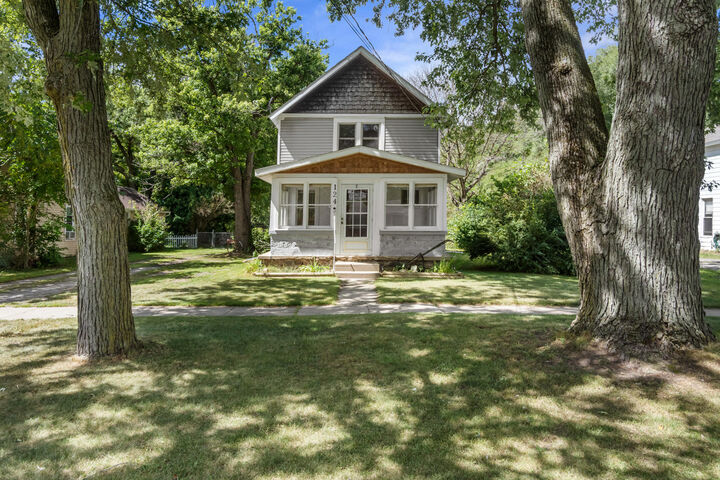 Property Photo: 124 Broad Street MI 49230