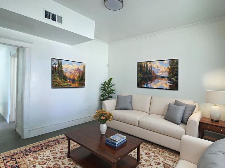 Property Photo: 6712 S Wabash Avenue 1 IL 60637
