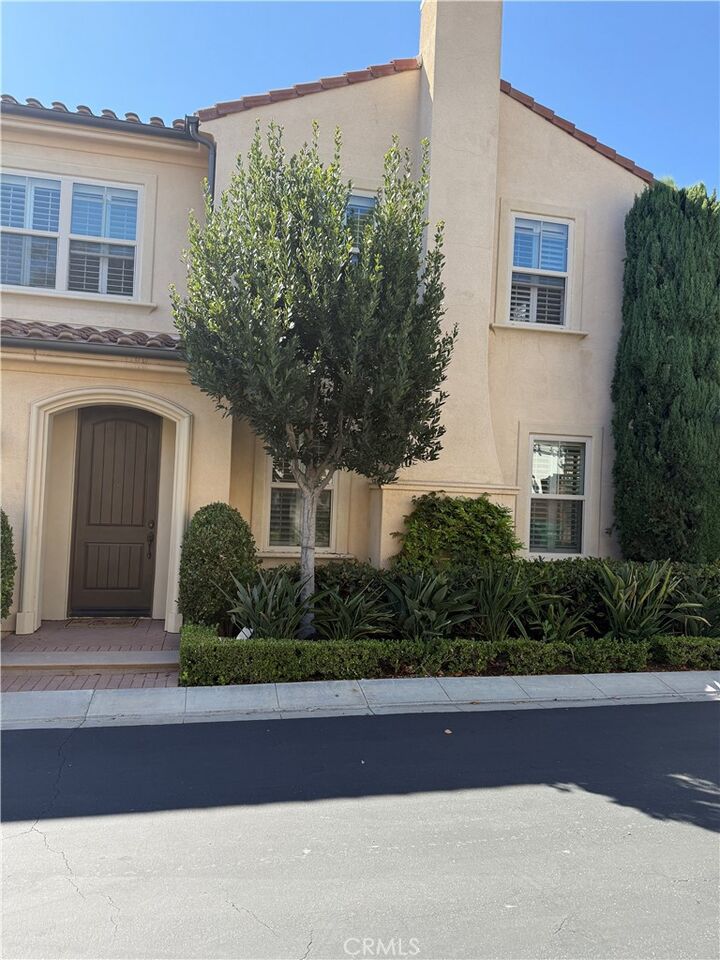 Property Photo: 209 Mantle CA 92618