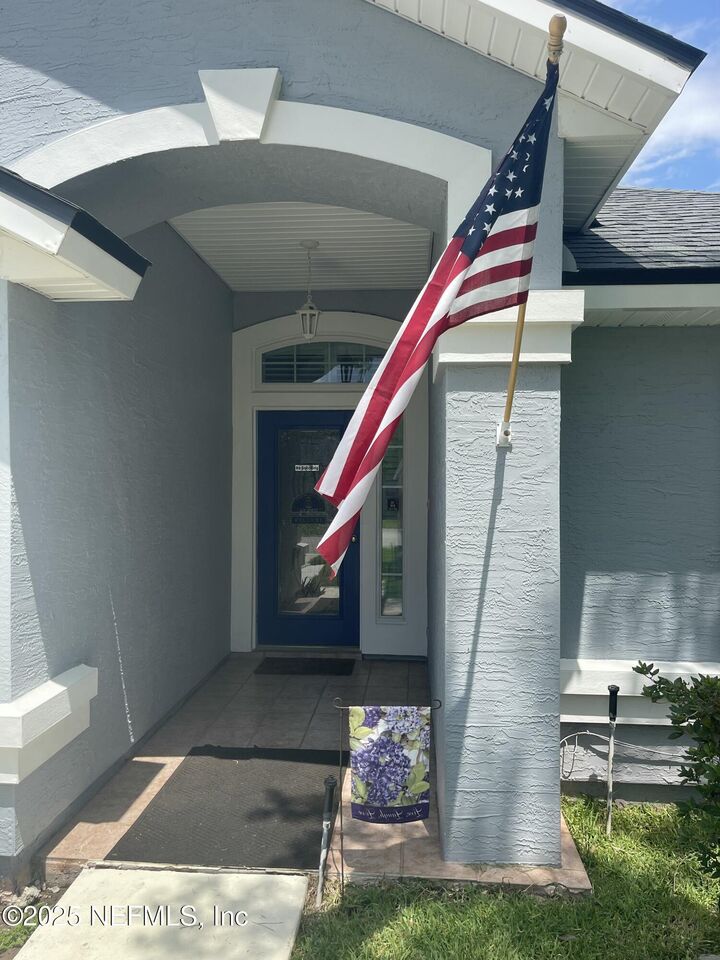 Property Photo:  8069 Shadwell Court  FL 32244 