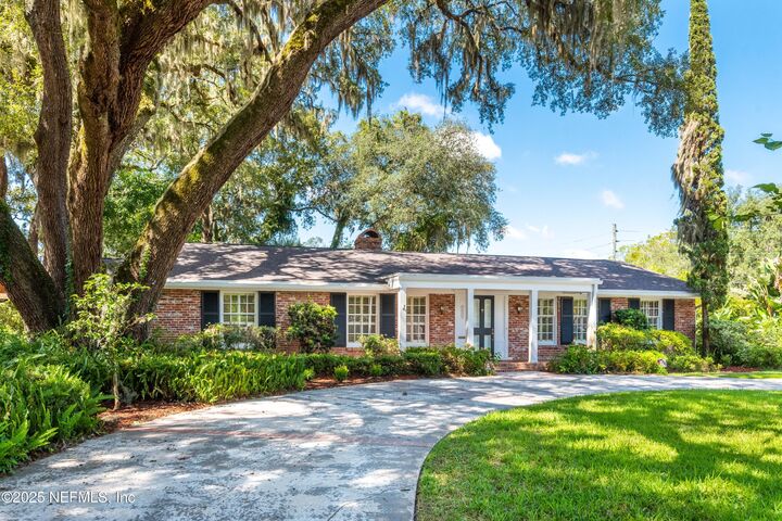 Property Photo:  1820 Shadowlawn Street  FL 32205 
