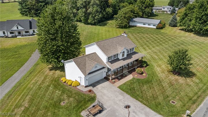 Property Photo: 1103 Terraho Drive OH 44460
