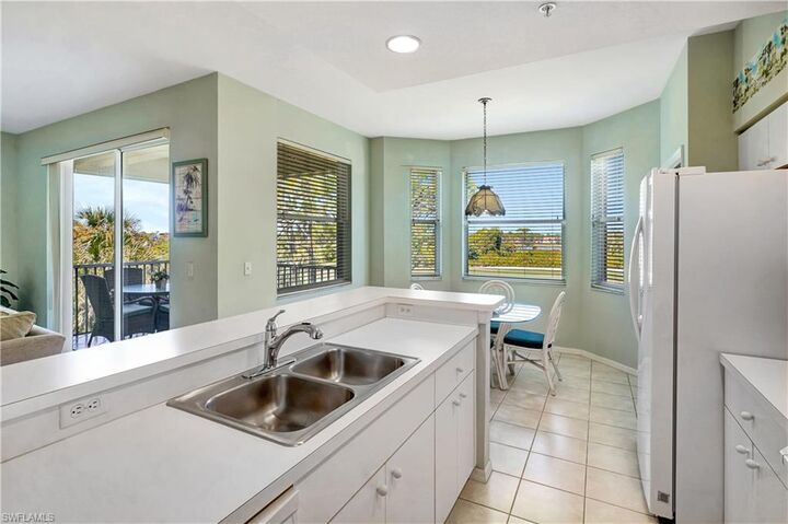 Property Photo:  9350 Highland Woods Blvd 4303  FL 34135 