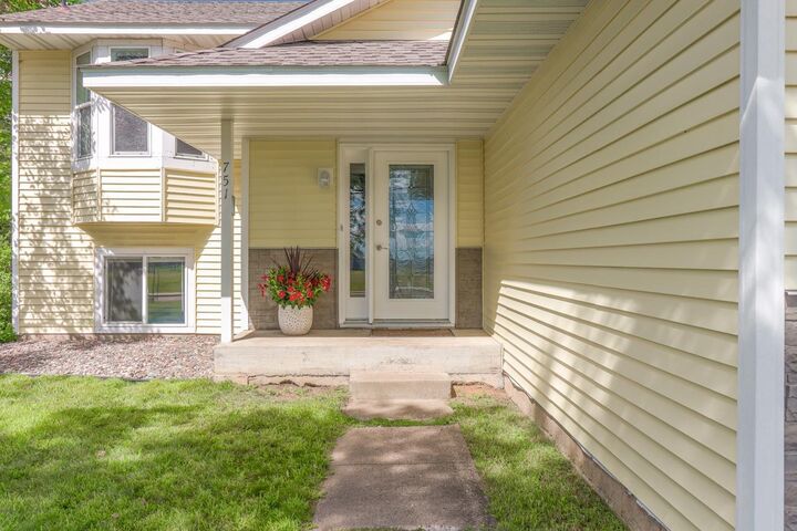 Property Photo: 751 Glenwood Avenue E MN 55309