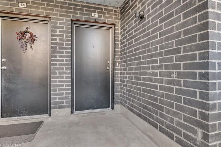 Property Photo: 235 Chapel Hill Drive 11 ON N2R 1N3