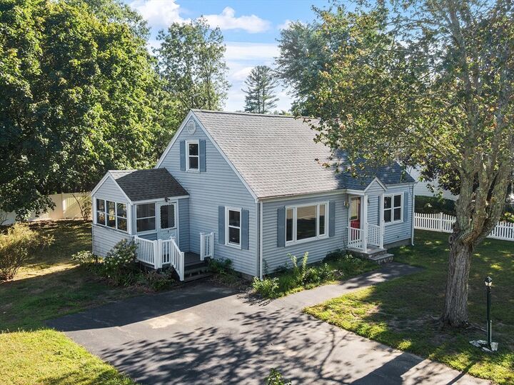 Property Photo:  6 Coburn Ave  MA 01876 