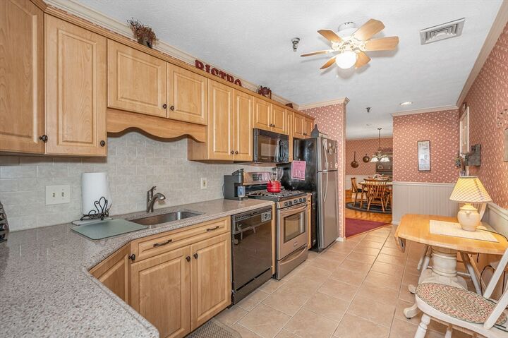 Property Photo:  14 Dallas Dr 308  MA 01826 