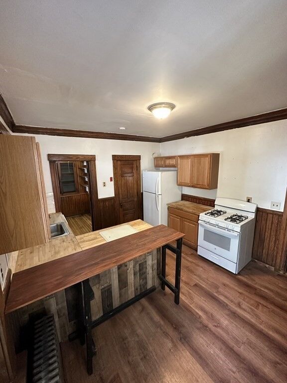 Property Photo: 130 Vernon Street 1 MA 01610