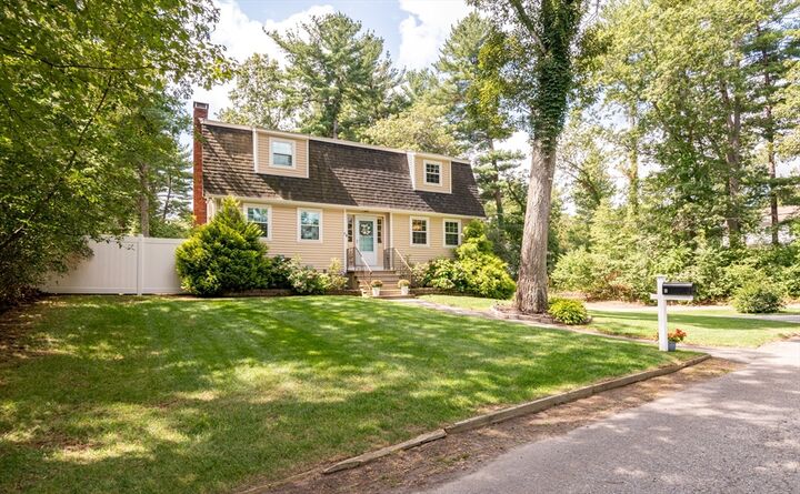 Property Photo:  6 Jordan Rd  MA 01821 