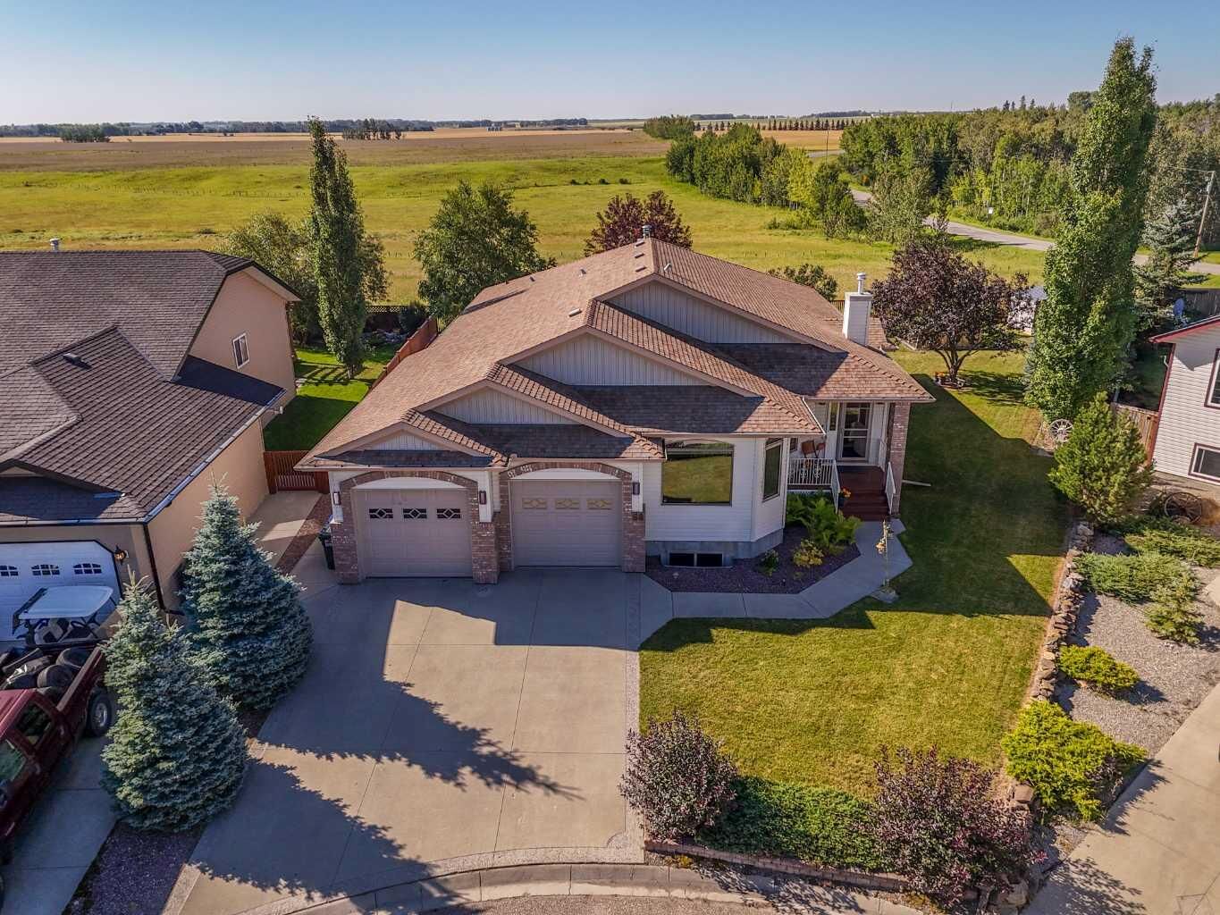 Property Photo: 68 Westpoint Drive AB T0M 0W0