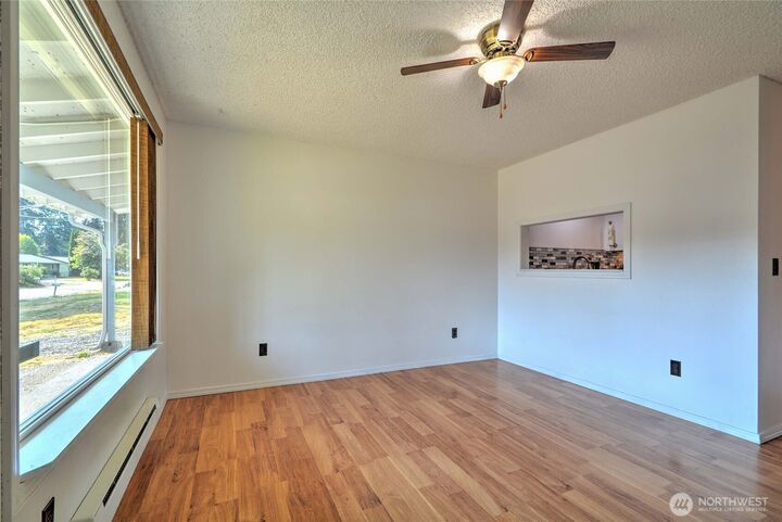 Property Photo: 13112 54th Drive NE WA 98271