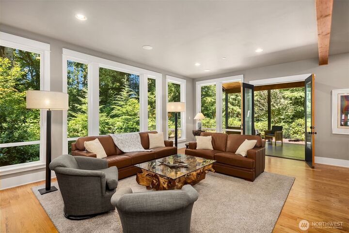 Property Photo: 10235 Upper Preston Road SE WA 98027
