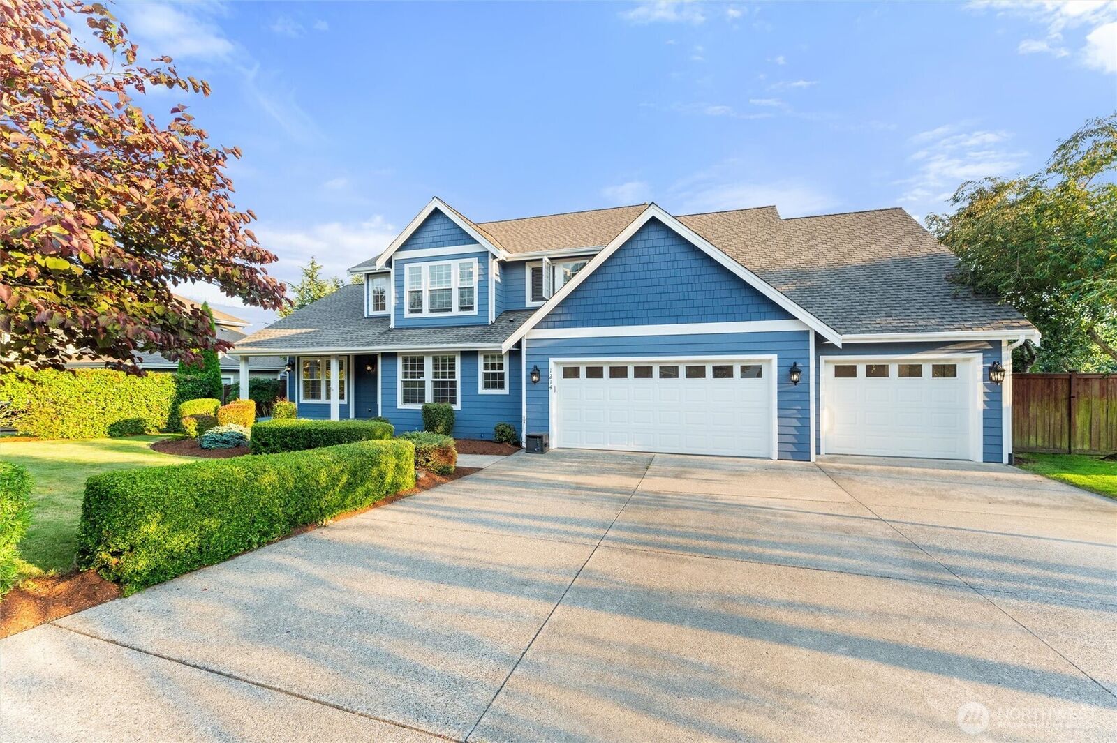 Property Photo: 1214 Pilchuck Place WA 98333