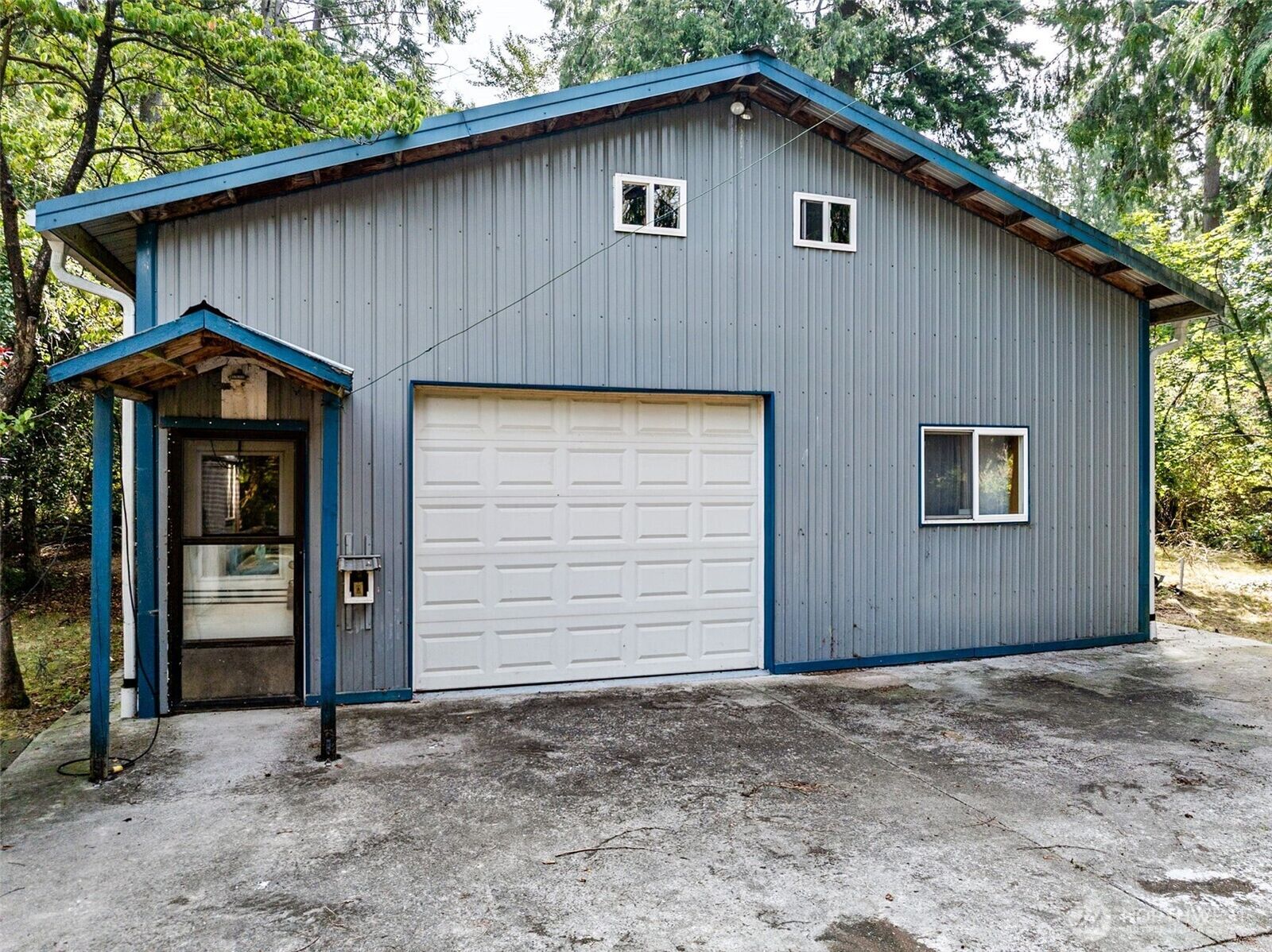 Property Photo: 7615 318th Street NW WA 98292