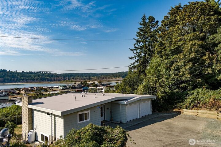 8347  Sandy Hook Drive  Clinton WA 98236 photo