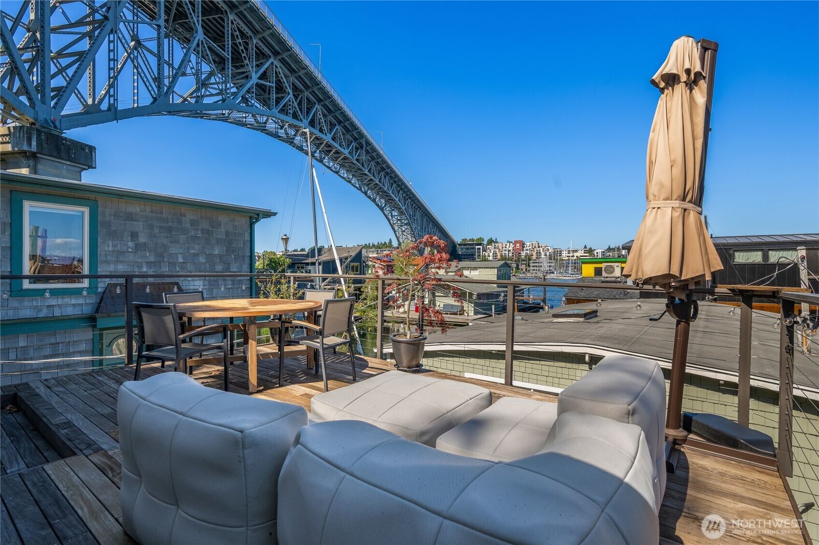 Property Photo: 2766 Westlake Avenue N A WA 98109