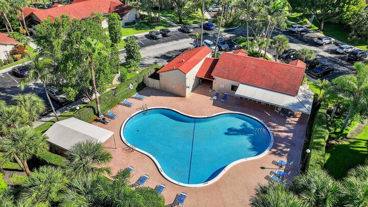 Property Photo: 2783 S Carambola Circle S 1955 FL 33066
