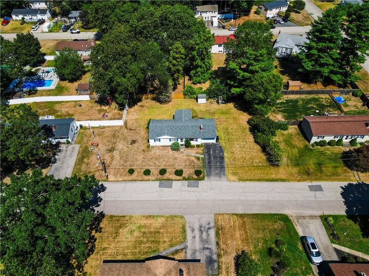 Property Photo: 186 Heritage Road RI 02852