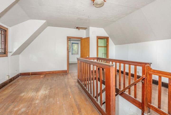 Property Photo:  1912 N Park Pl  KS 67203-2544 