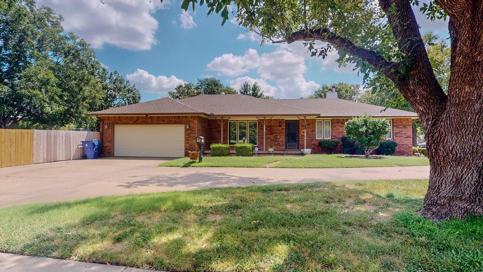 Property Photo: 3531 W 21st St N KS 67203