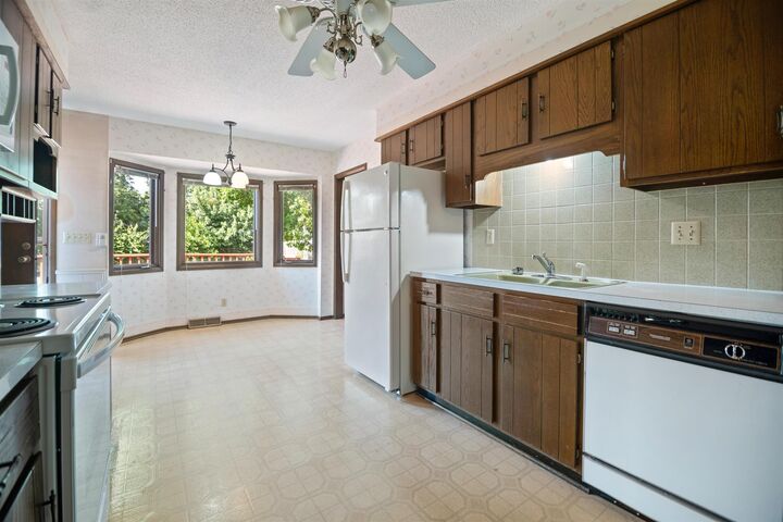 Property Photo: 1962 N Charlotte St KS 67208