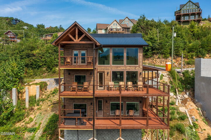 Property Photo:  879 Sourwood Drive  TN 37738 